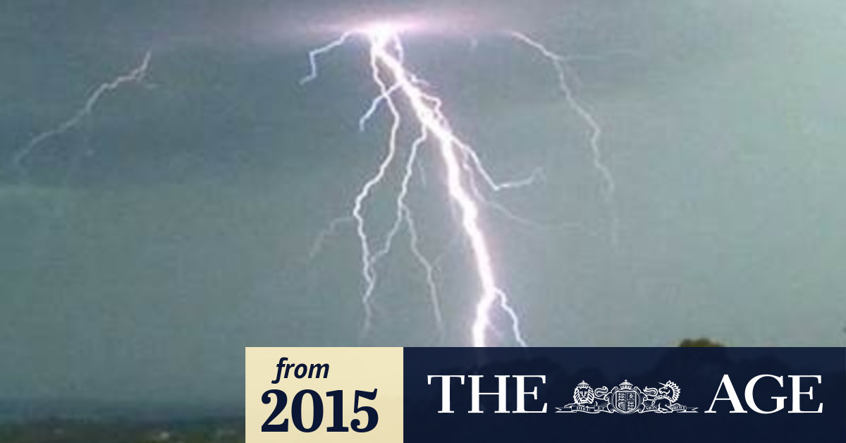 Melbourne weather cricket fans hold hopes for clear skies for MCG